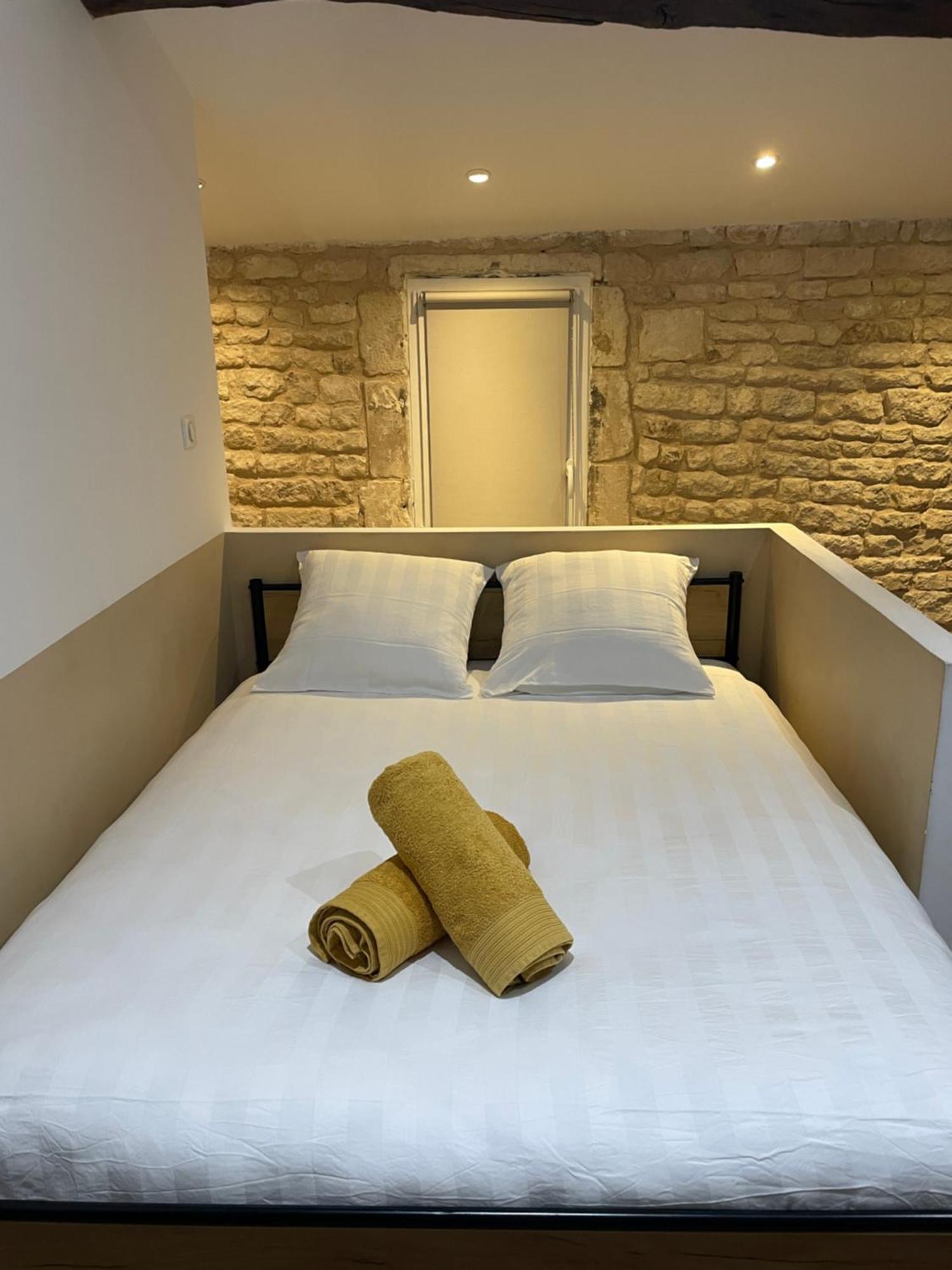 Appartamento Chez Jean-Yves Et Zoe - Le Saint Andre - Au Calme, Tres Propre, Proche Parkings, Clim Niort Esterno foto