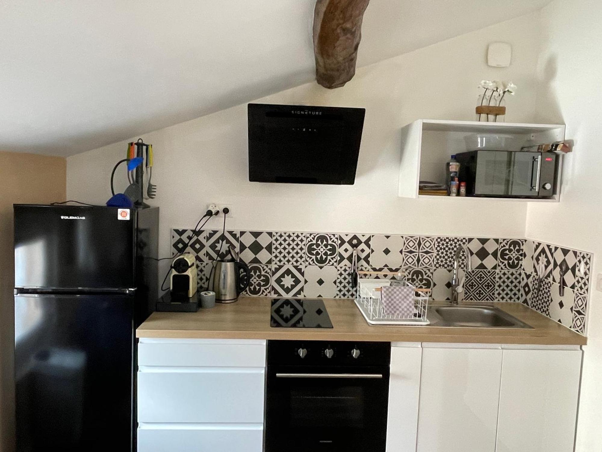 Appartamento Chez Jean-Yves Et Zoe - Le Saint Andre - Au Calme, Tres Propre, Proche Parkings, Clim Niort Esterno foto